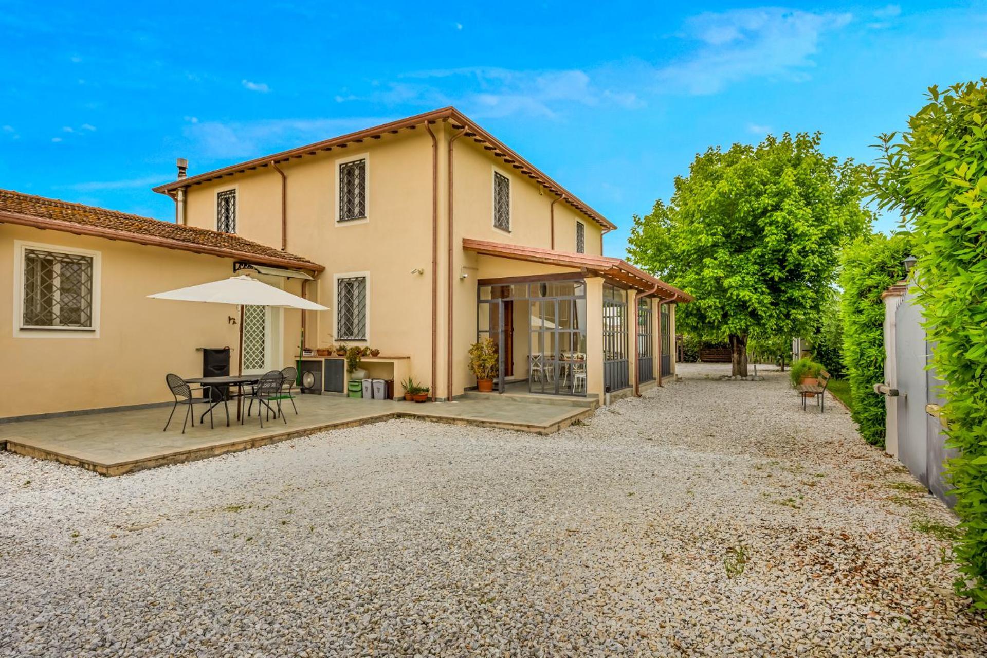 Vistalago Versilia マッサローザ エクステリア 写真