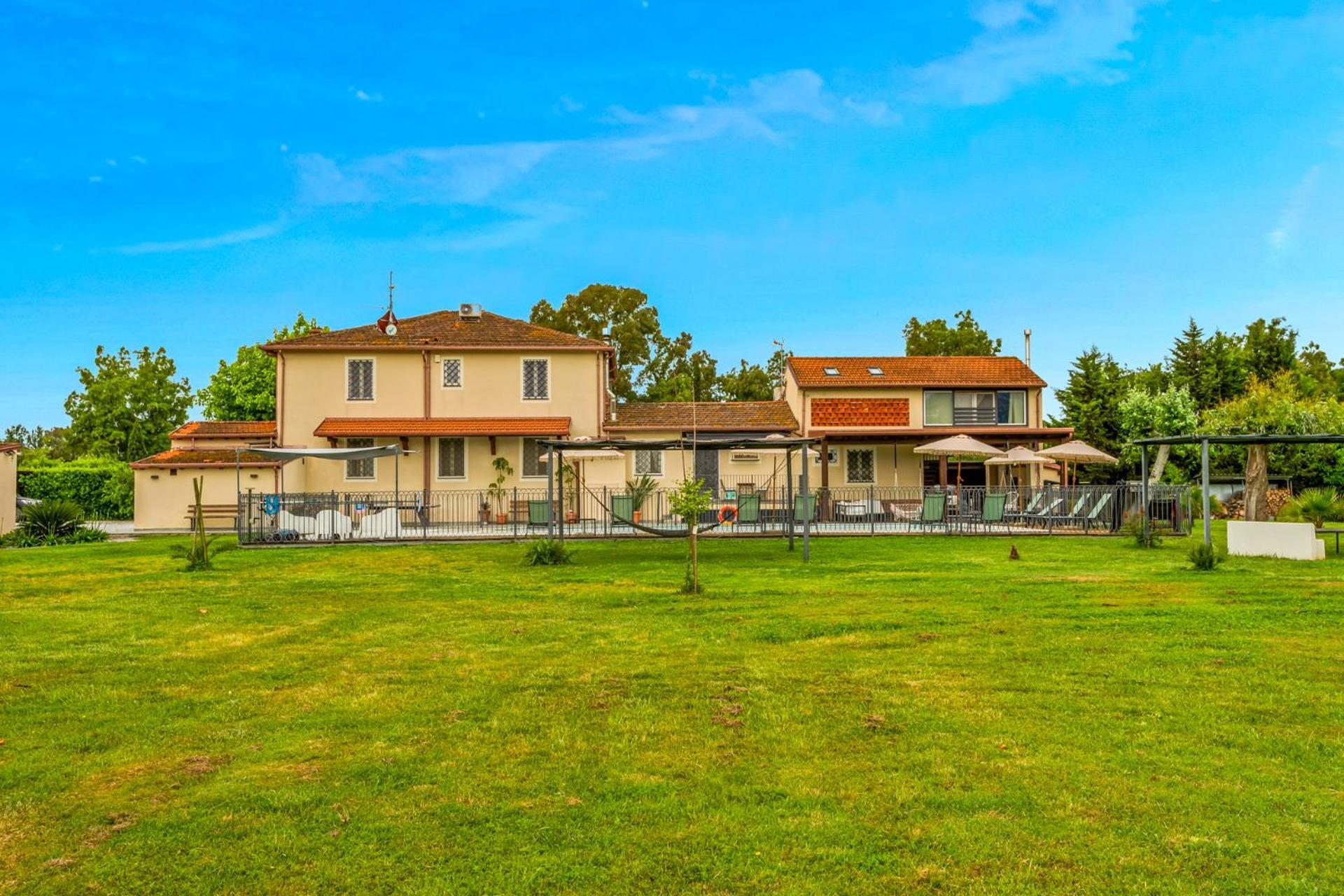 Vistalago Versilia マッサローザ エクステリア 写真
